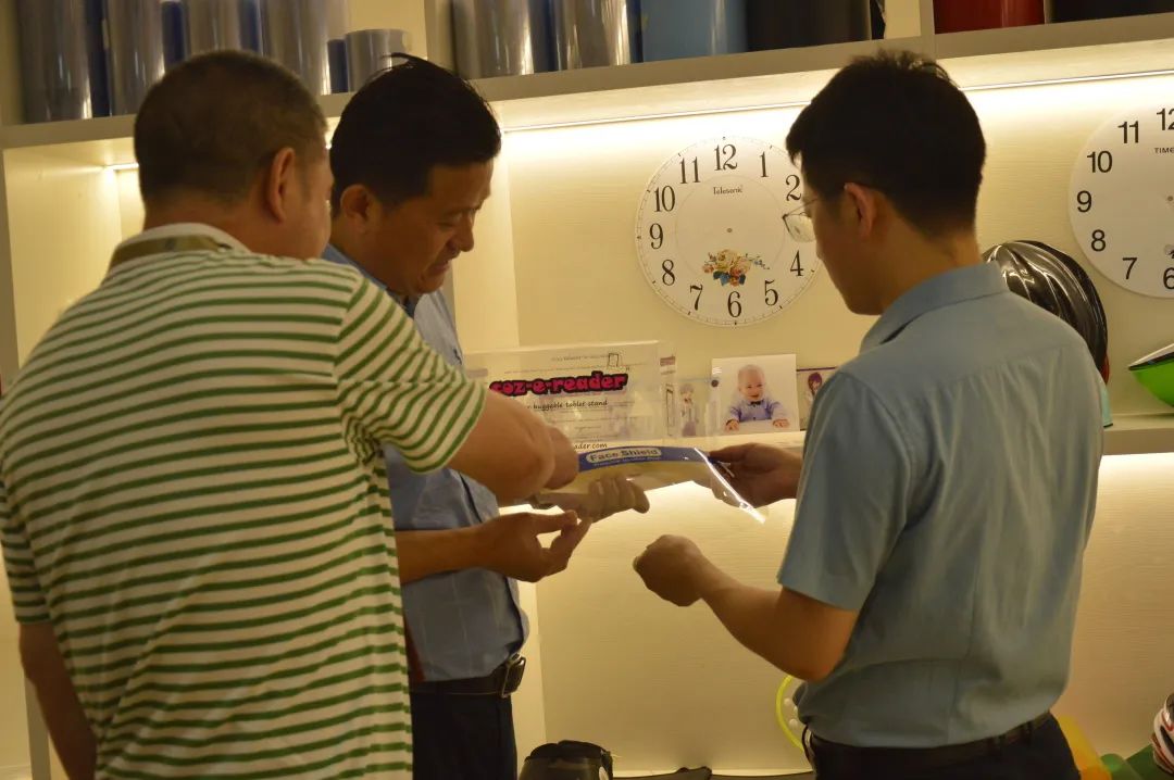 奥凯:是荣誉也是使命,苏州浒墅关为奥凯送抗疫锦旗